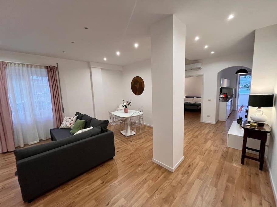Апартаменты La Casa Di Lillidu - Napoli Most Exclusive Area Экстерьер фото